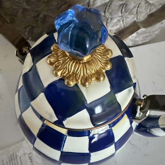 New MacKenzie Childs 2 quart Enameled Whistle Tea Kettle Courtly Blue check - Picture 7 of 9